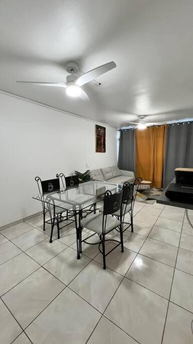 Appartement Proche Aeroport Au Rez-De-Chaussee Les Abymes Dış mekan fotoğraf