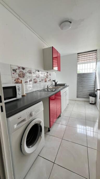 Appartement Proche Aeroport Au Rez-De-Chaussee Les Abymes Dış mekan fotoğraf